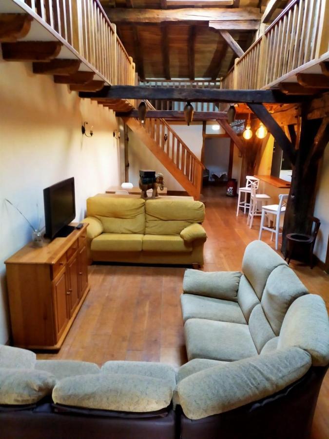 Saskarate Villa Asteasu Exteriör bild